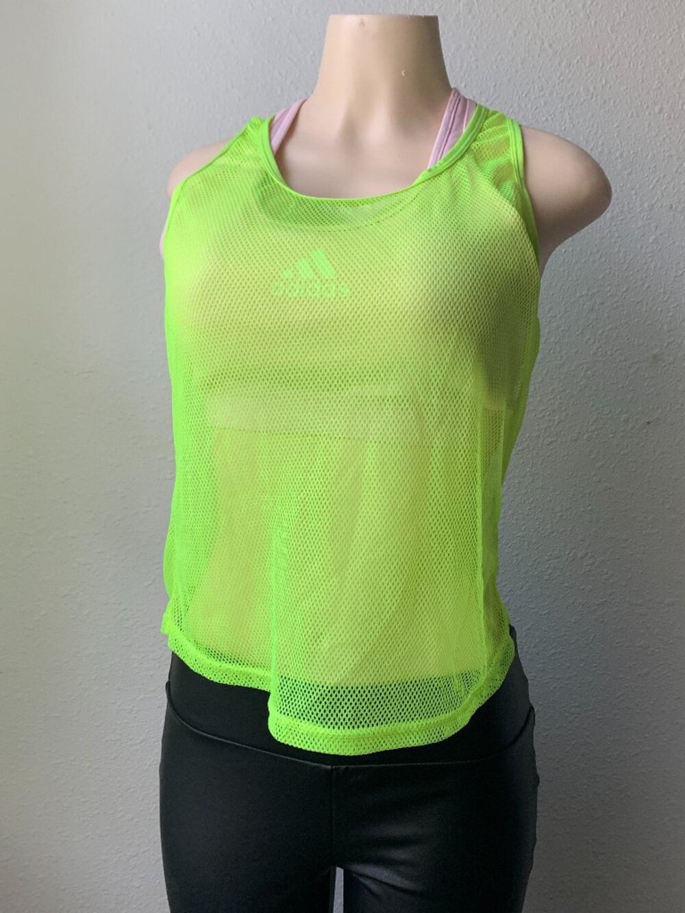 SweatyRocks Women Mesh Racerback Workout Tank Top Fishnet Gym Shirt Green M